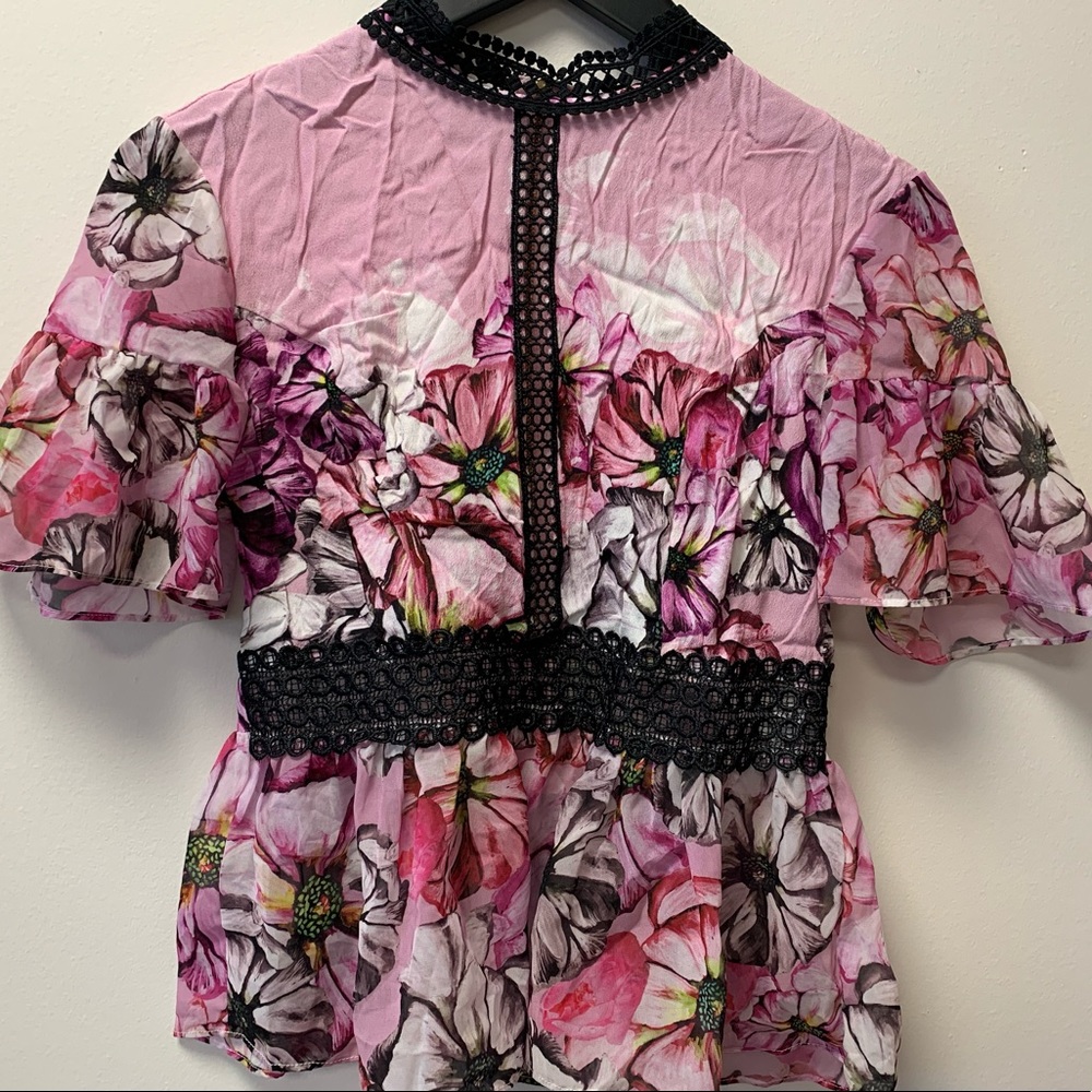 Floral peplum top!